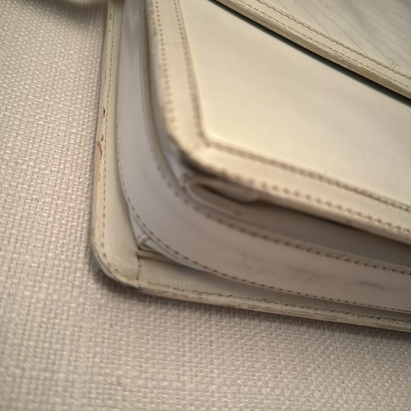 Gucci Vintage White Purse Handbag - Picture 17 of 17